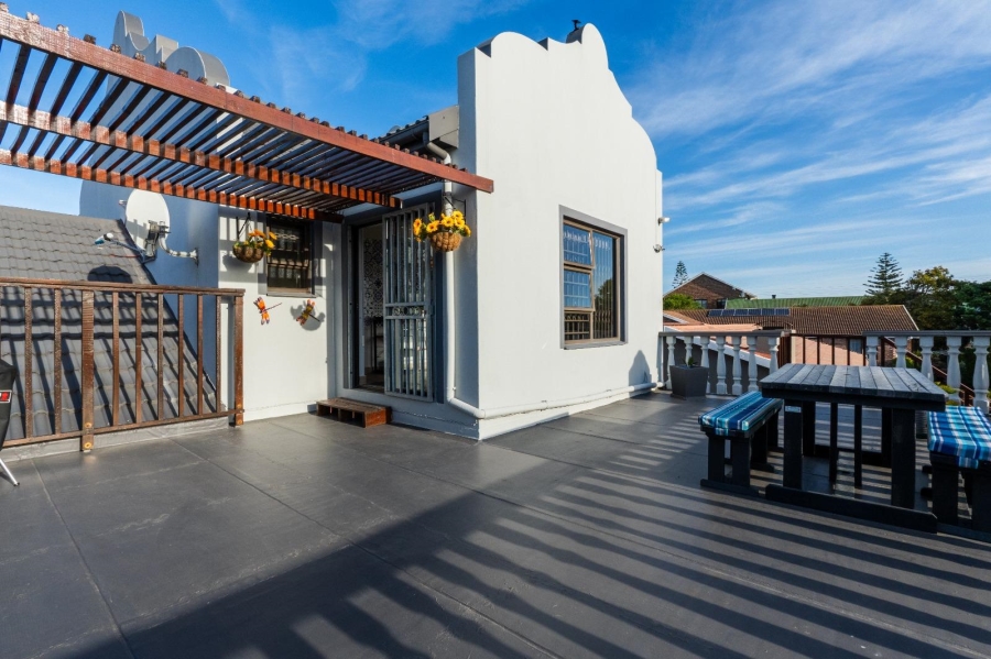 4 Bedroom Property for Sale in Reebok Western Cape